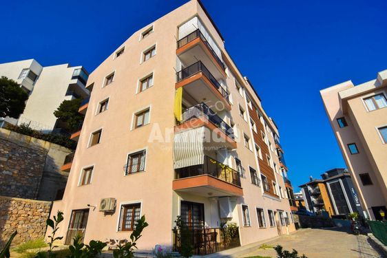 KUŞADASI EGE MAHALLESİNDE SATILIK 2+1 DAİRE