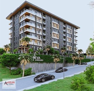 ÜSKÜDAR BAKÇELİEVLERDE SİTE İÇİNDE 4 +1 /160M2 GENİŞ TERASLI