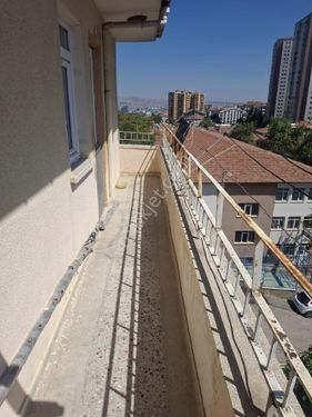 Yüksel'den Dikmen Hürriyet Cad. Harbiye Mahallesi  Katta Ön Cephe 3+1 Kiralık Daire