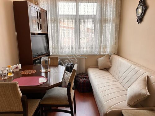  KOCAMUSTAFAPAŞA VİDİN CADDESİNDE SATILIK 2+1 KÖŞE DAİRE