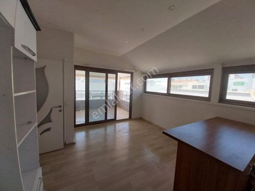  LOCATE'DEN GÜZELBAHÇE'DE ANA ARTERLERE YAKIN 2+1 OFİS/İŞYERİ