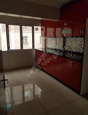 ÖZGÖLLER SİTE İÇİNDE 3+1 130 m2 KELEPİR DAİRE