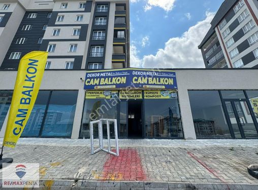 Remax Penta'dan Hilalkent'te Satılık Dükkan