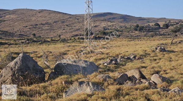 GÖKÇEADA DENİZ MANZARALI YOLA CEPHE SATILIK TARLA