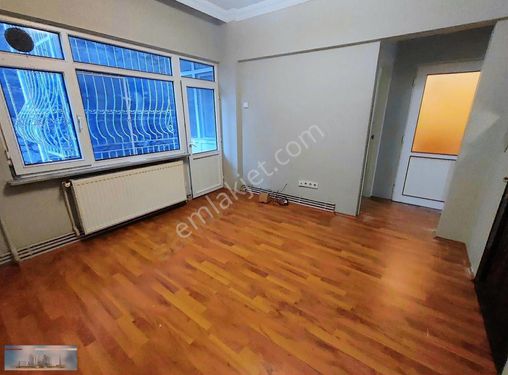 BEŞİKTAŞ MERKEZDE YOKUŞSUZ 1 KAT DAİRE