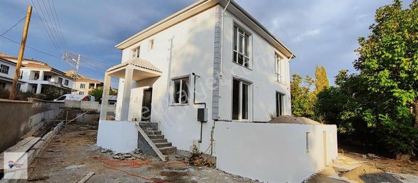 RE/MAX DEM'DEN IŞIKPINARDA 230 M2 ANAHTAR TESLİM 4+1 LÜXS VİLLA