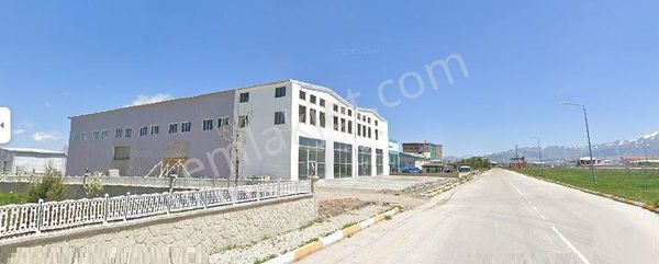  Organize Sanayide Satılık 2300 m2 kapalı Alanlı  Full Yapılı Fabrika Binası 