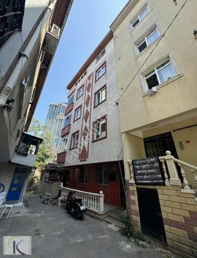 MALTEPE PİAZZA YANI BAŞINDA MERKEZİ KONUMDA SATILIK KOMPLE BİNA