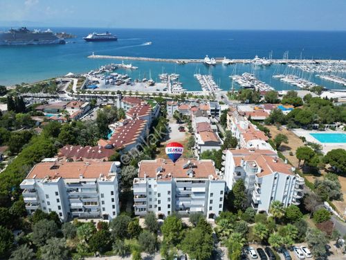  KUŞADASI MARİNA'YA 200 METRE MESAFEDE SATILIK DÜKKANLAR