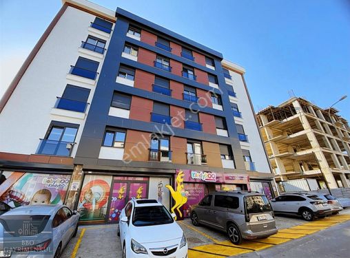 TUZLA POSTHANE MH SAHİLE YAKIN OTOPARKLI VE SIFIR KİRALIK DAİRE