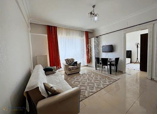 VERA'DAN MERKEZİ KONUMDA 1+1 BALKONLU DAİRE