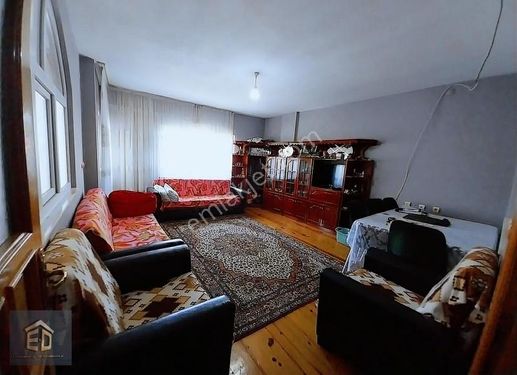 TRABZON YOMRA MERKEZDE SATILIK 3+1 DOĞALGAZLI DAİRE