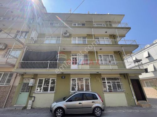 Bornova Koşukavak Mahallesi'nde Satılık 2+1 75m2 Daire + 20 m2 Dükkan