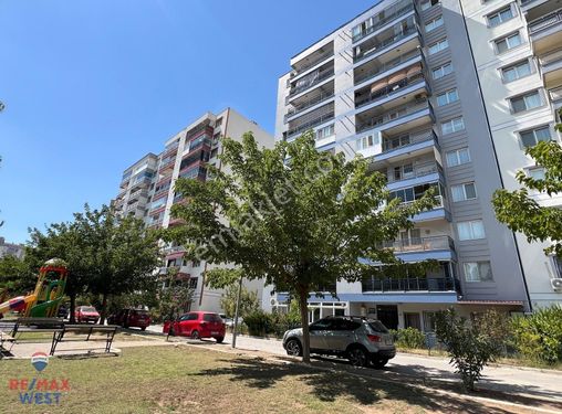 ÇİĞLİ YAKAKENT'TE DENİZ MANZARALI SATILIK 3+1 DAİRE