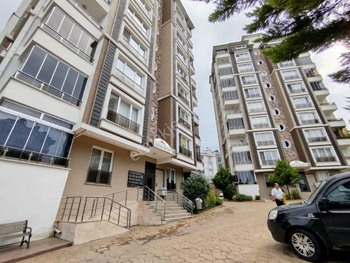 KARŞIYAKADA ALTINEVLER SİTESİ KİRALIK 3+1 DAİRE