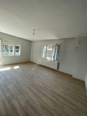  YENİGÜN MAHALLESİ'NDE 3+1 DOĞALGAZLI DAİRE