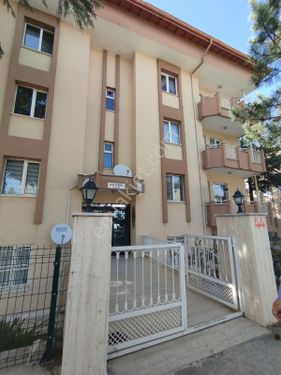 ISPARTA MERKEZ FATİH MAHALLESİNDE SATILIK BAKIMLI DAİRE