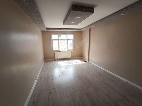  HİCRET EMLAKTAN ESENLER 2+1 115 M2  MASRAFSIZ  SATILIK DAİRE ÇOK ACİL