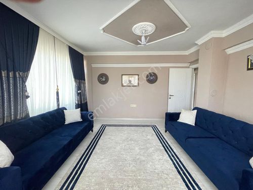 ERGENE CUMHURİYETE SATILIK 8 YILIK DAİRE 