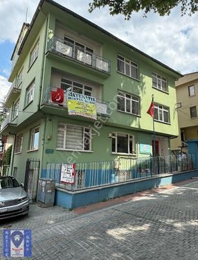 OSMANGAZİ TOPHANE'DE 244m2 ARSASI 4,5 KATLI KOMPLE 657m2 BİNA