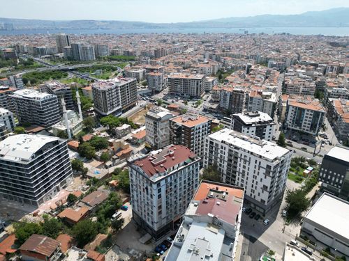  KARŞIYAKA İMBATLI’DA SATILIK 2+1 ARA KAT DAİRE