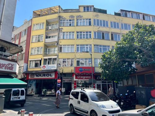  ARTER EMLAK'TAN ÇARŞI MERKEZİNDE SATILIK 3+1 EŞYALI DAİRE