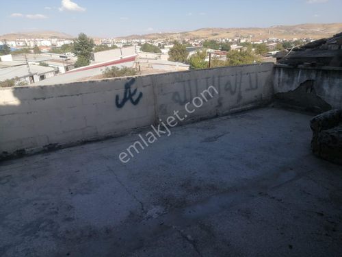  Elazığ Sanayii Mahallesinde Satılık Daire (Tek Tapu Karşılıklı 2 ayrı Daire)