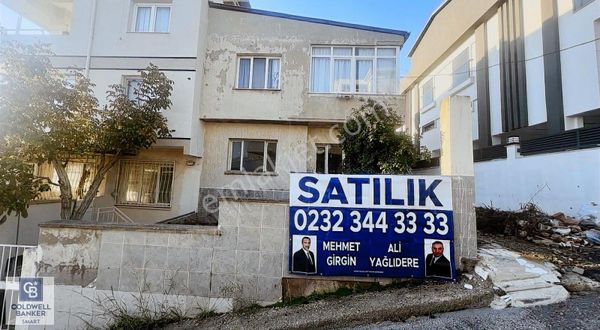 Atatürk Mahallesinde İmarlı 280 m2 arsa