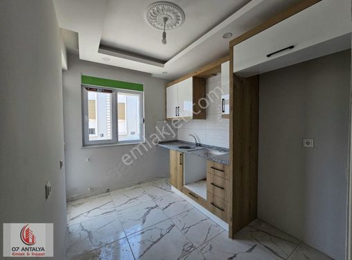 KÜTÜKÇÜDE 2+1 SIFIR GÜNEY CEPHELİ AYRI MUTFAK SATILIK DAİRE