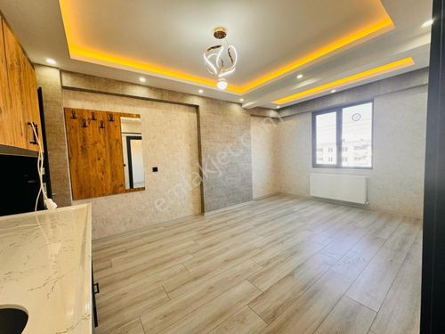 ACİL EMLAK’TAN SEYRANTEPE’DE LÜX 1+1 SATILIK DAİRE