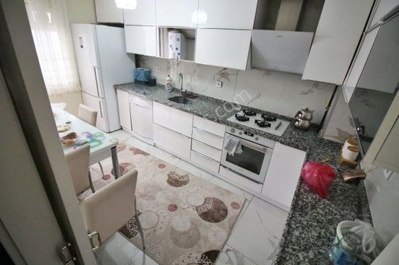  GAMZE EMLAK'TAN 29 EKİM MH'DE CADDE ÜZERİNDE SİTE İÇİNDE MASRAFSIZ DAİRE