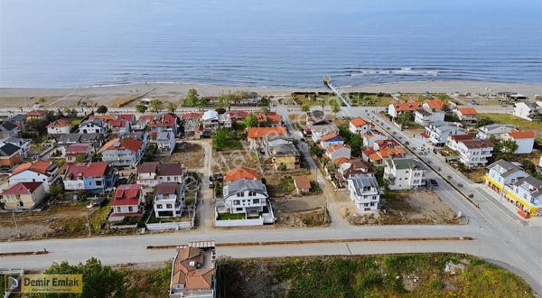 PLAJ MERKEZİNDE ARAYIPTA BULUNMAYACAK ARSA