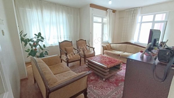  PENDİK ESENYALIDA 2 CADDE ARASI UYGUN FİYATA SATILIK 2+1 120M2 BÜYÜK DAİRE