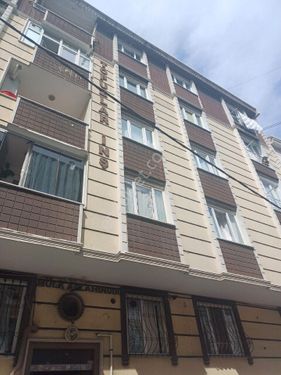 Mehterçeşme mahallesinde Geniş ve boyalı daire