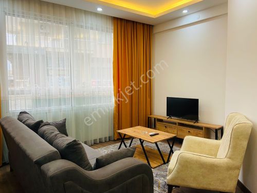  KUŞADASI MERKEZ'DE 30 MAYISA KADAR KİRALIK 1+1 DAİRE