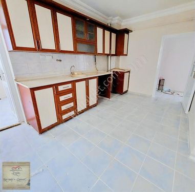 ÜNİVERSİTE HASTANESİ KARŞISI 3+1 SATILIK DAİRE