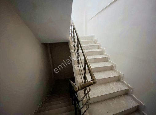 CADDE 17 EMLAKTAN SATILIK 3+1 SIFIR MERKEZİ KONUMDA DAİRE