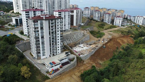  TRABZON KAŞÜSTÜNDE TOPRAKTAN SATILIK DAİRE 