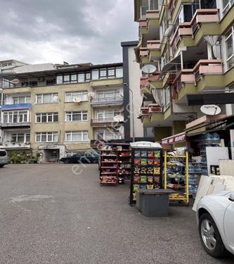 İzmit Merkezi Konumda 65 m2 Satılık Dükkan