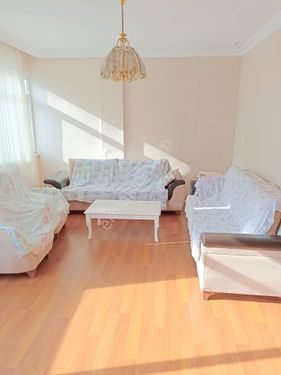 BAKIRKÖY ADLİYESİNE YAKIN  2+1   3.KAT FUL EŞYALI KİRALIK DAİRE