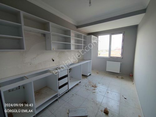 Görgülü Emlaktan Kiralık 4+1 Sıfır Daire