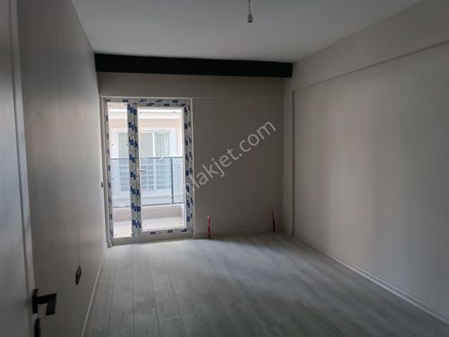  KEÇİÖREN 19 MAYIS ASANSÖRLÜ 4+1 MÜKEMMEL SIFIR DAİRE