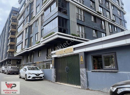 TUZLA AYIŞIĞI SİTESİNDE BAHÇE KATI DUBLEKS SATILIK DAİRE