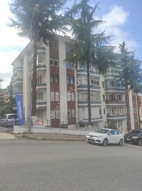 TRABZON SOĞUKSU ÇAMLIK ALTINDA SATILIK 150M2 3+1 DAİRE ,