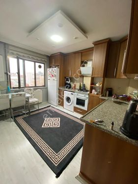  MANİSA ŞEHZADELER EGE MAH ASANSÖRLÜ CADDE ÜSTÜ 5 KATLININ 4.KATI 3+1 130M FULL SATILIK DAİRE