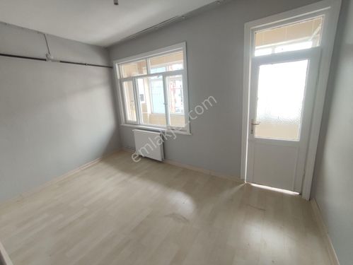 BALCIOĞLUNDAN MURATPAŞA MAHALLESİNDE KİRALIK KOMBİLİ 2+1 ARA KAT  DAİRE