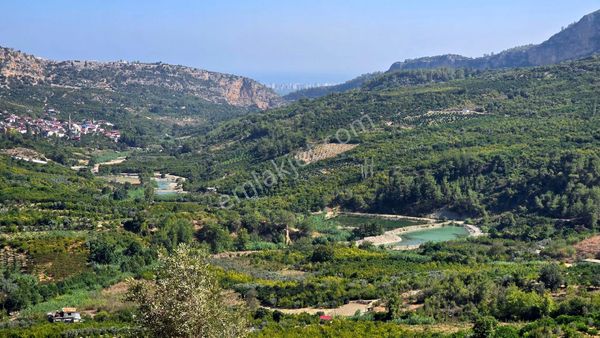 YENİŞEHİR TURUNÇLU MERSİN, DOĞA VE GÖLET MANZARALI 2KATLI 2AYRI TAPULU TAŞ EV