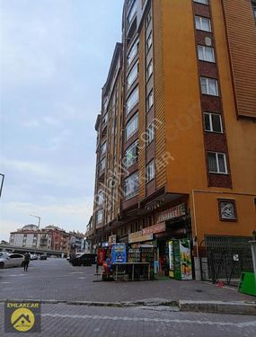 EMLAKCAR DAN ALTIYOL KÖPRÜSÜ KARŞINDA SATILIK ARAKAT 3+1 DAİRE