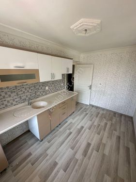  GÜNEY EMLAKTAN MAMAK - EKİN MAHALLESİNDE ARAÇ TAKASINA AÇIK 3+1 SATILIK DAİRE !!