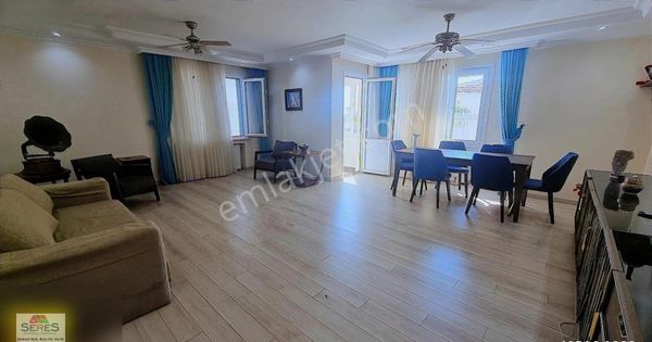 Acıbadem'de Çok Geniş, Ferah, Site İçi, Eşyalı Kiralık Daire